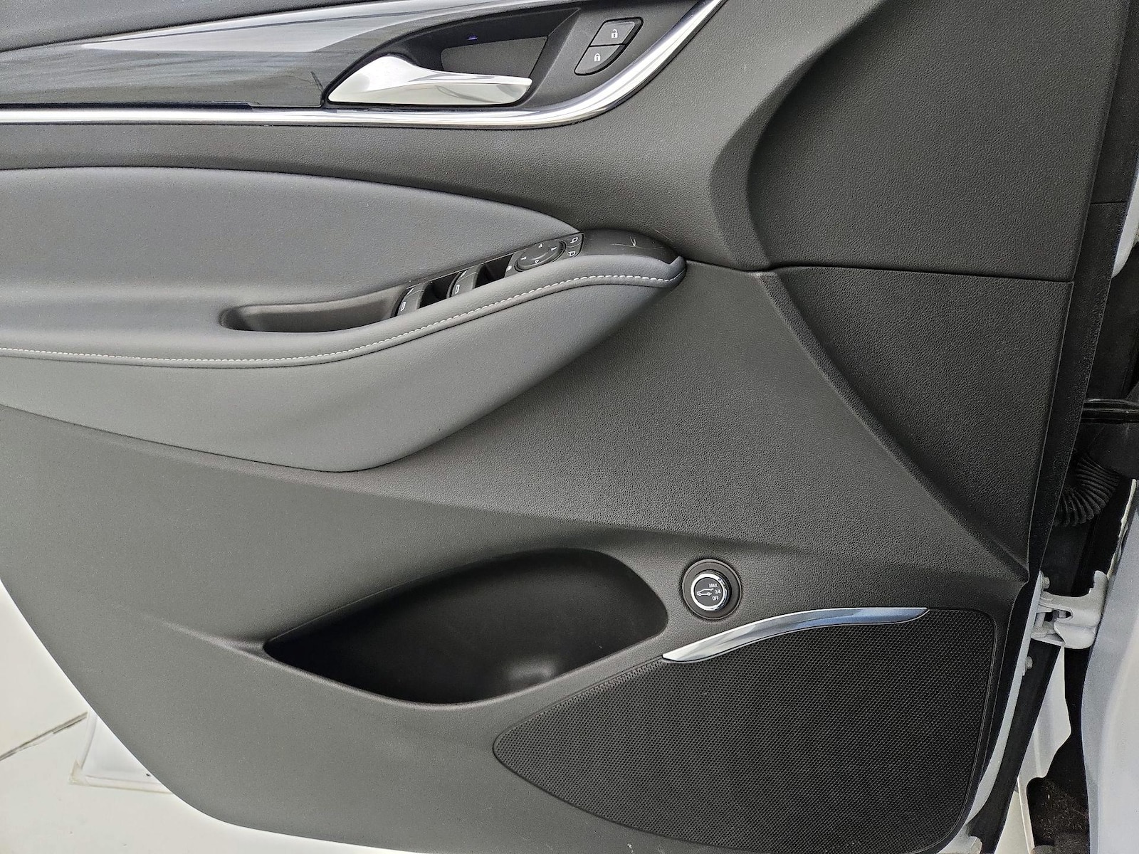 2019 Buick Enclave Essence - Photo 13