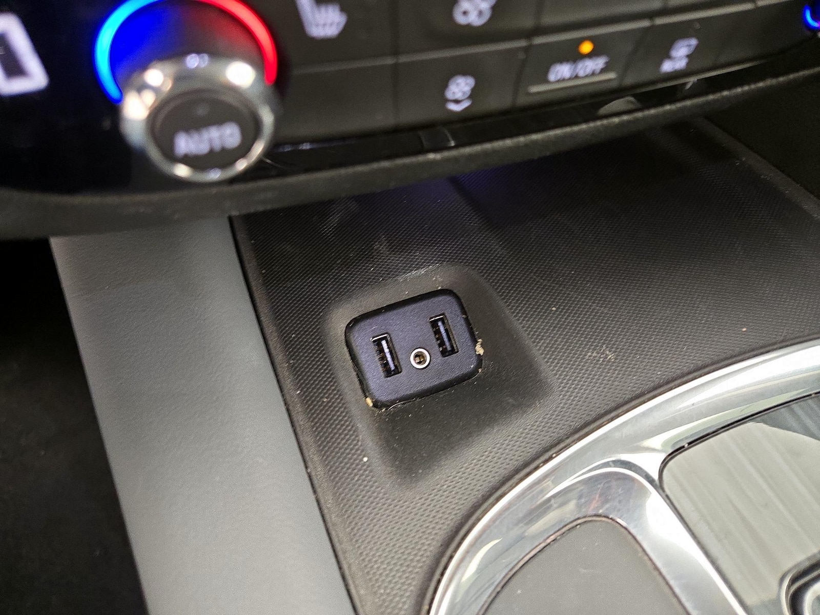 2019 Buick Enclave Essence - Photo 19