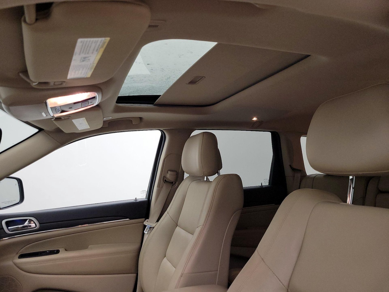 Sunroof(s) & Overhead Airbags