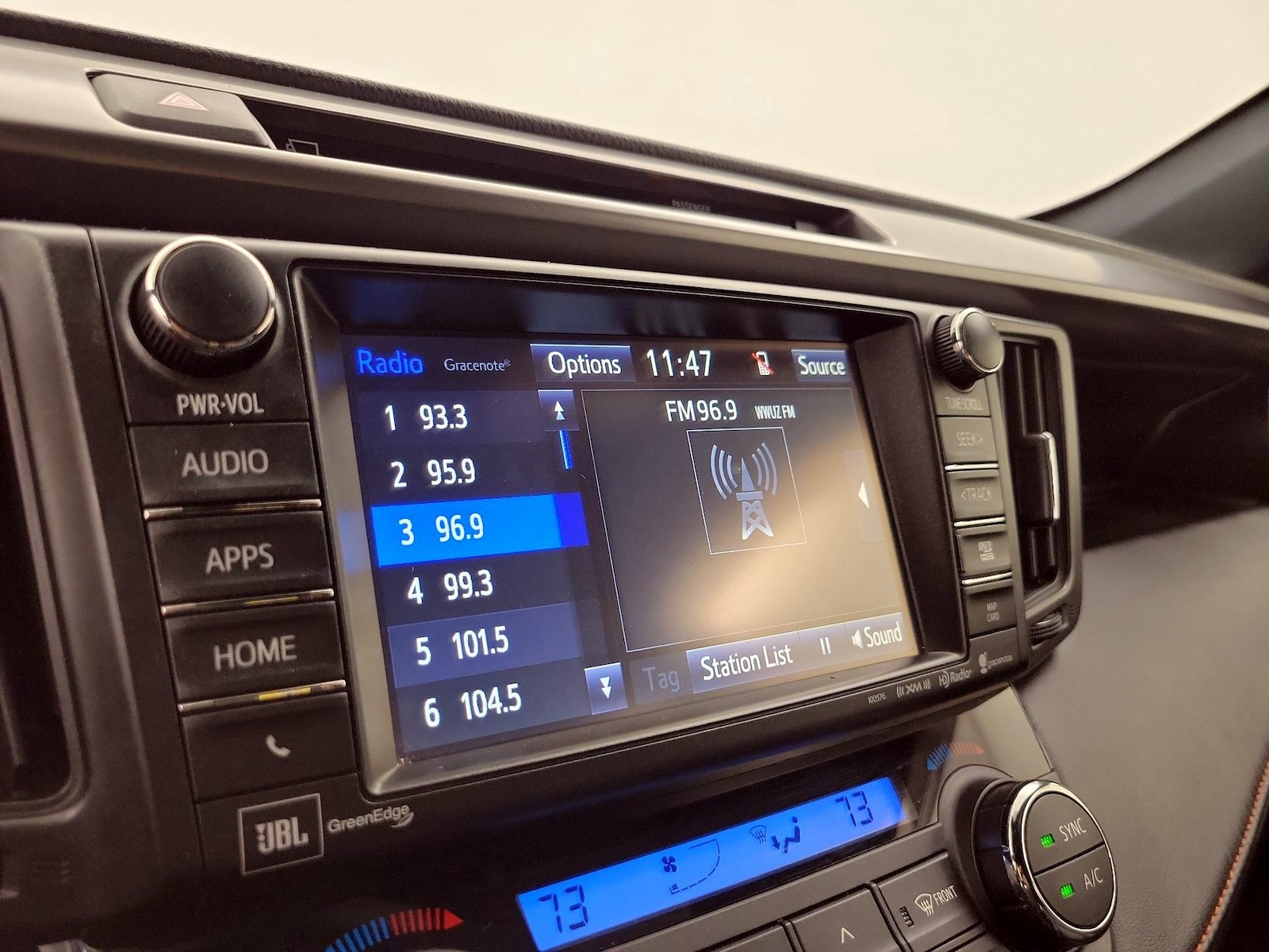 2016 Toyota RAV4 SE - Photo 17
