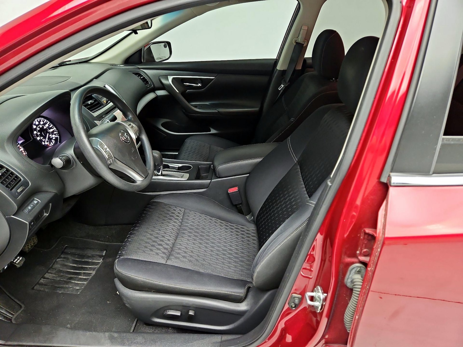 Power Seat(s) & Side Airbags