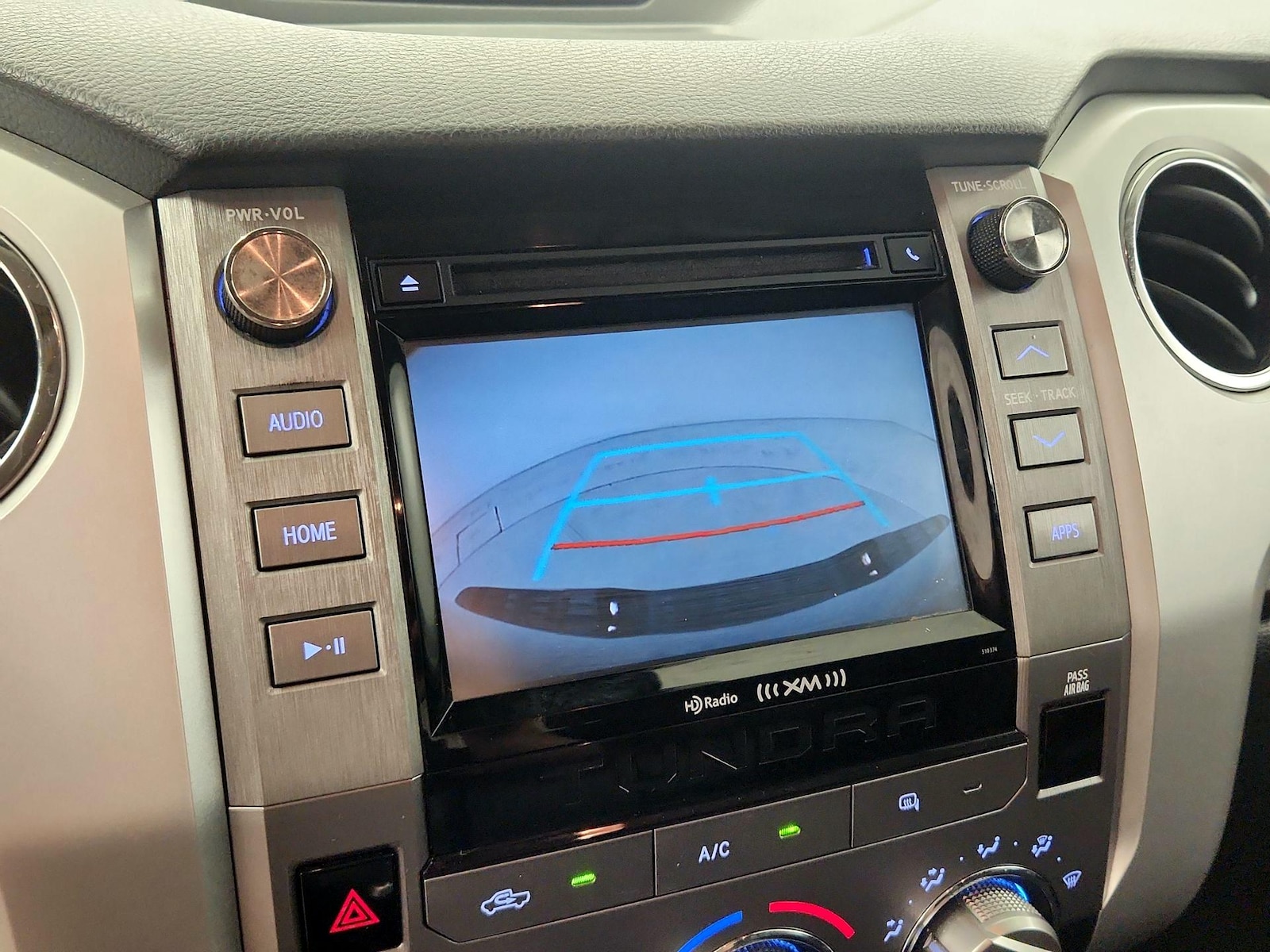 2019 Toyota Tundra SR5 - Photo 13