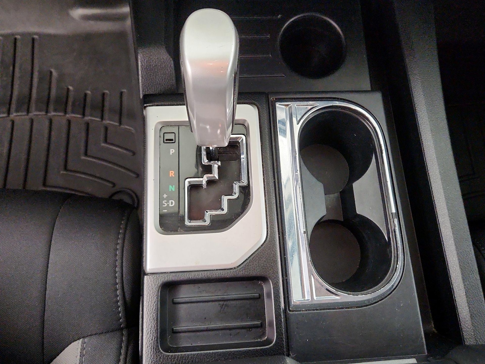 2019 Toyota Tundra SR5 - Photo 16
