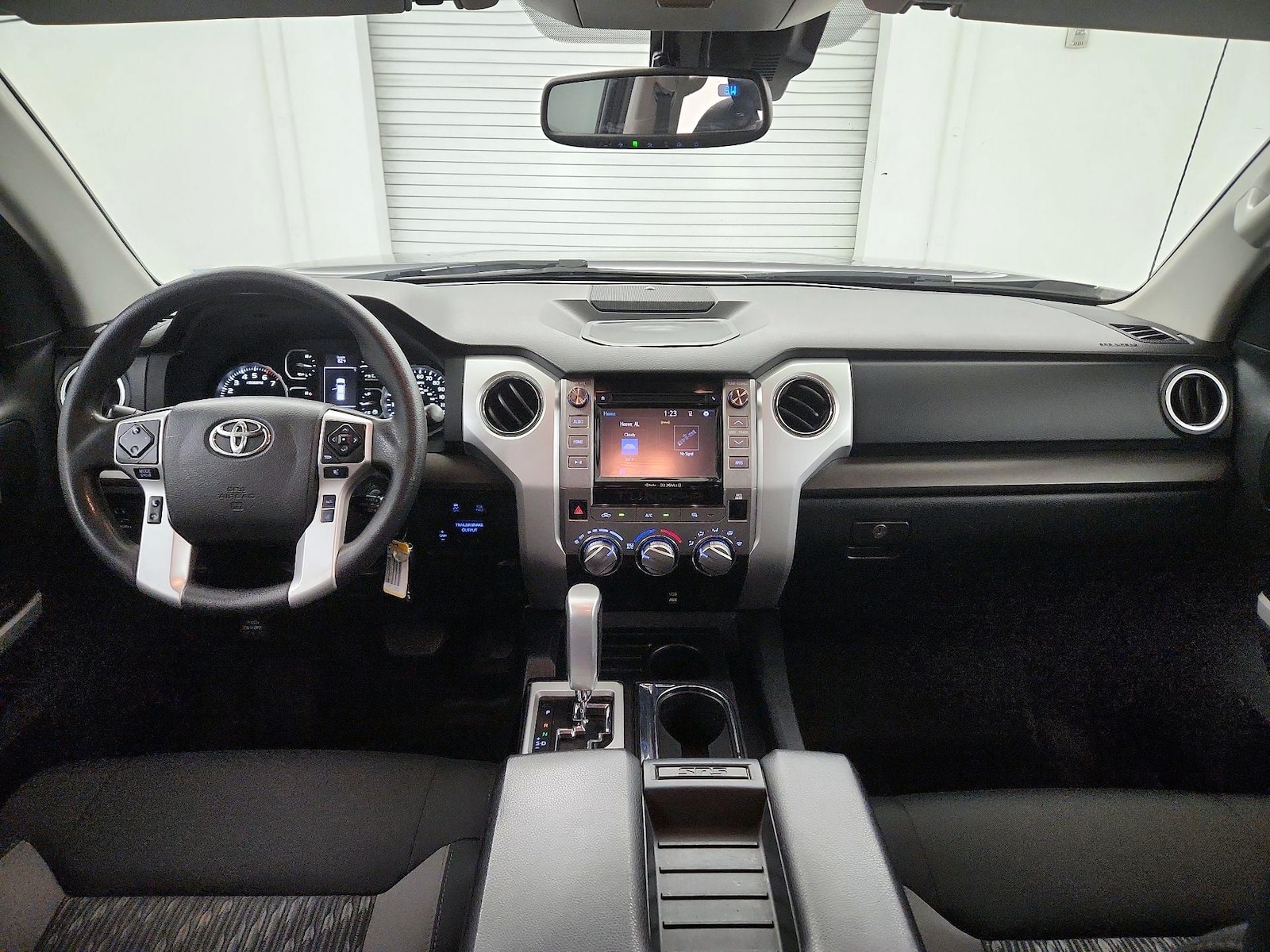 2019 Toyota Tundra SR5 - Photo 8