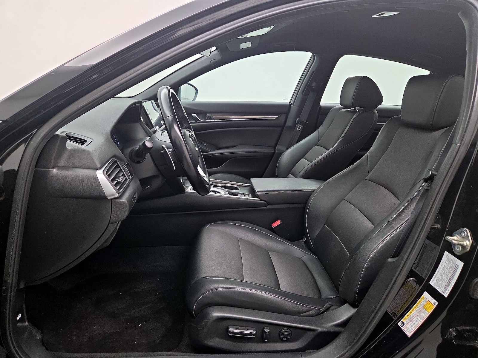 Power Seat(s) & Side Airbags