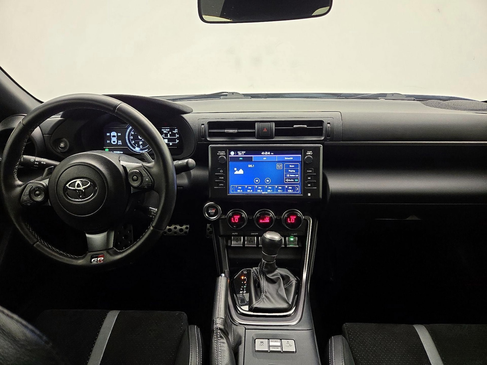 2023 Toyota GR86 Premium - Photo 10