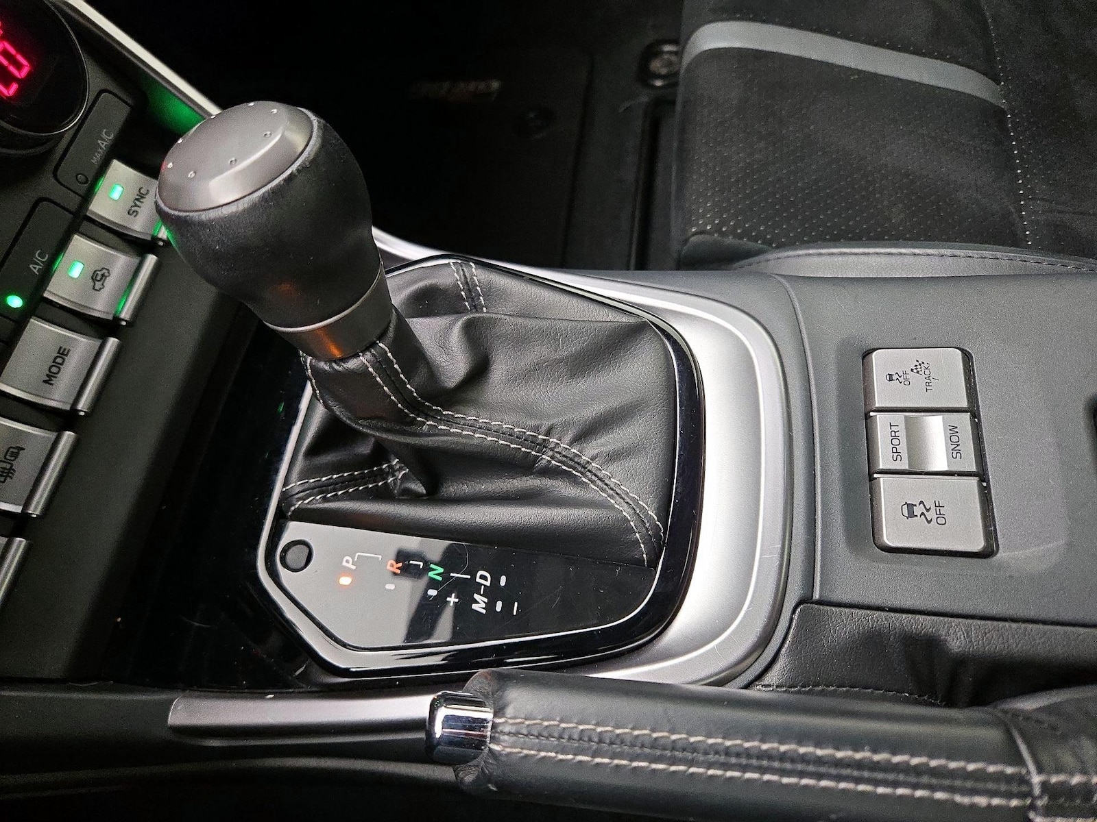2023 Toyota GR86 Premium - Photo 18