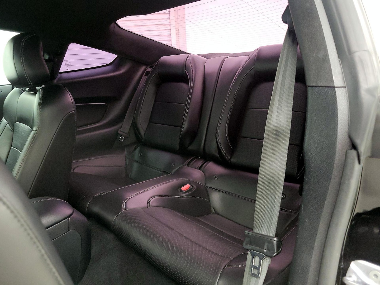 2022 Ford Mustang EcoBoost Premium - Photo 20