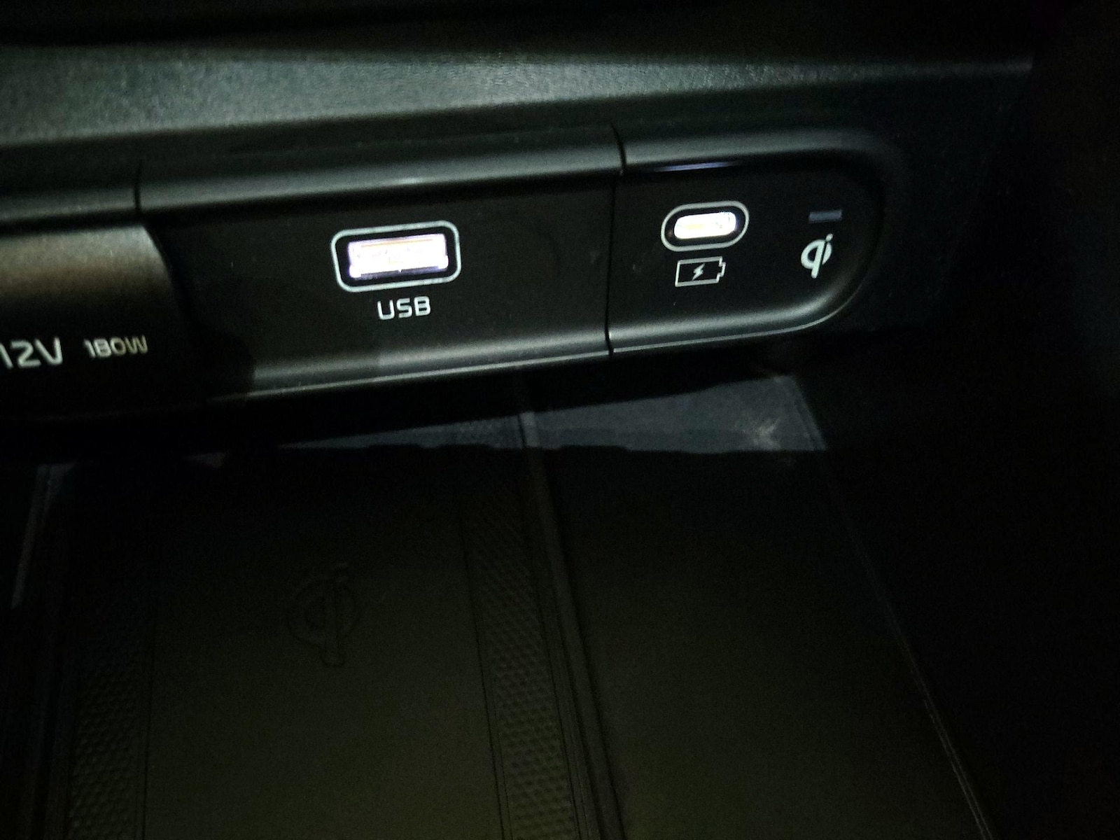 2024 Kia Telluride S - Photo 20
