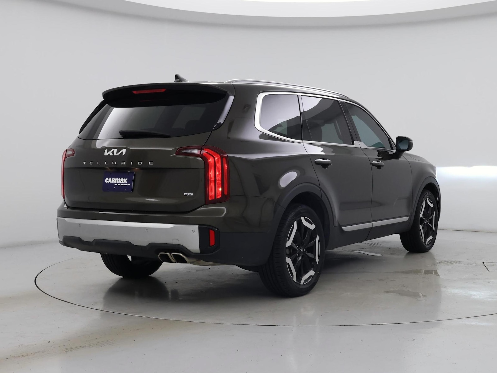 2024 Kia Telluride S - Photo 9