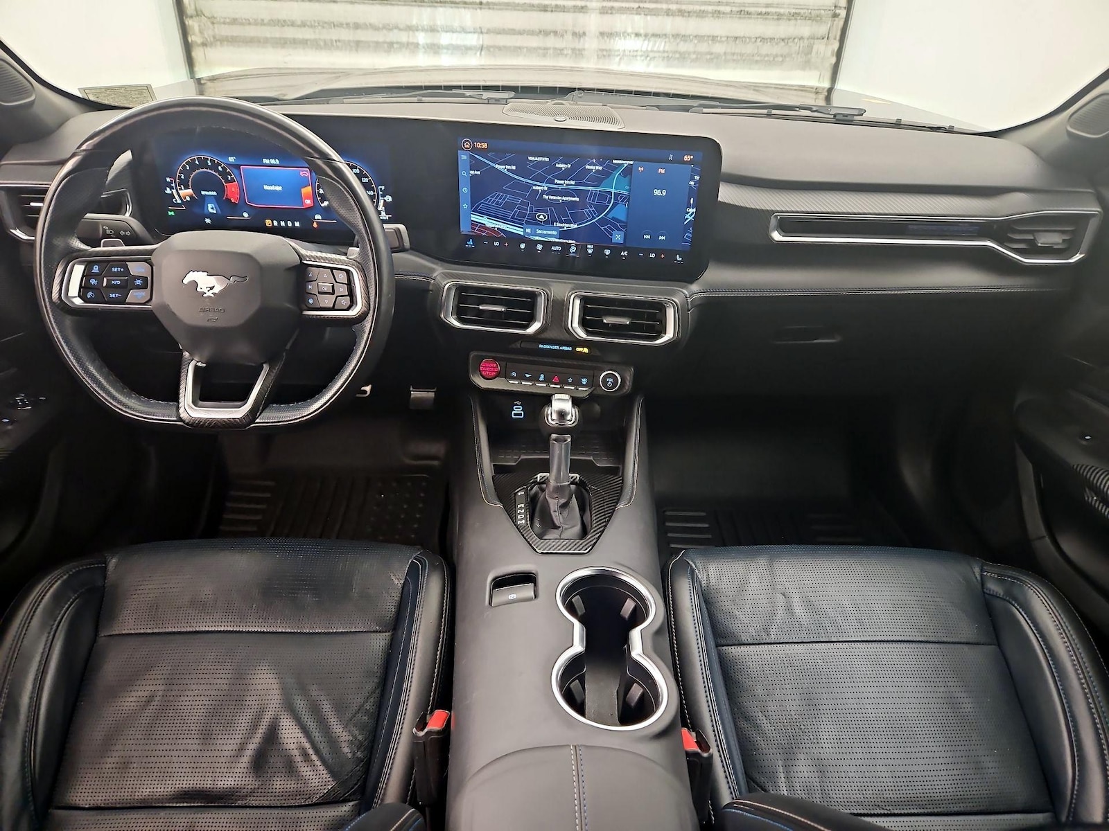 Apple CarPlay® & Android Auto™
