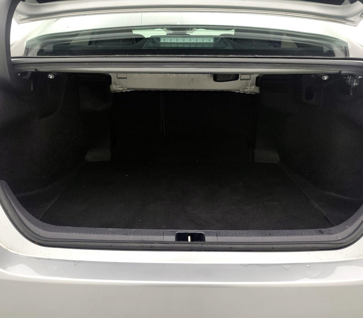Trunk/Cargo (Seats Up)