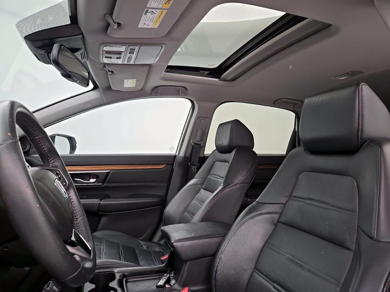 Sunroof(s) & Overhead Airbags