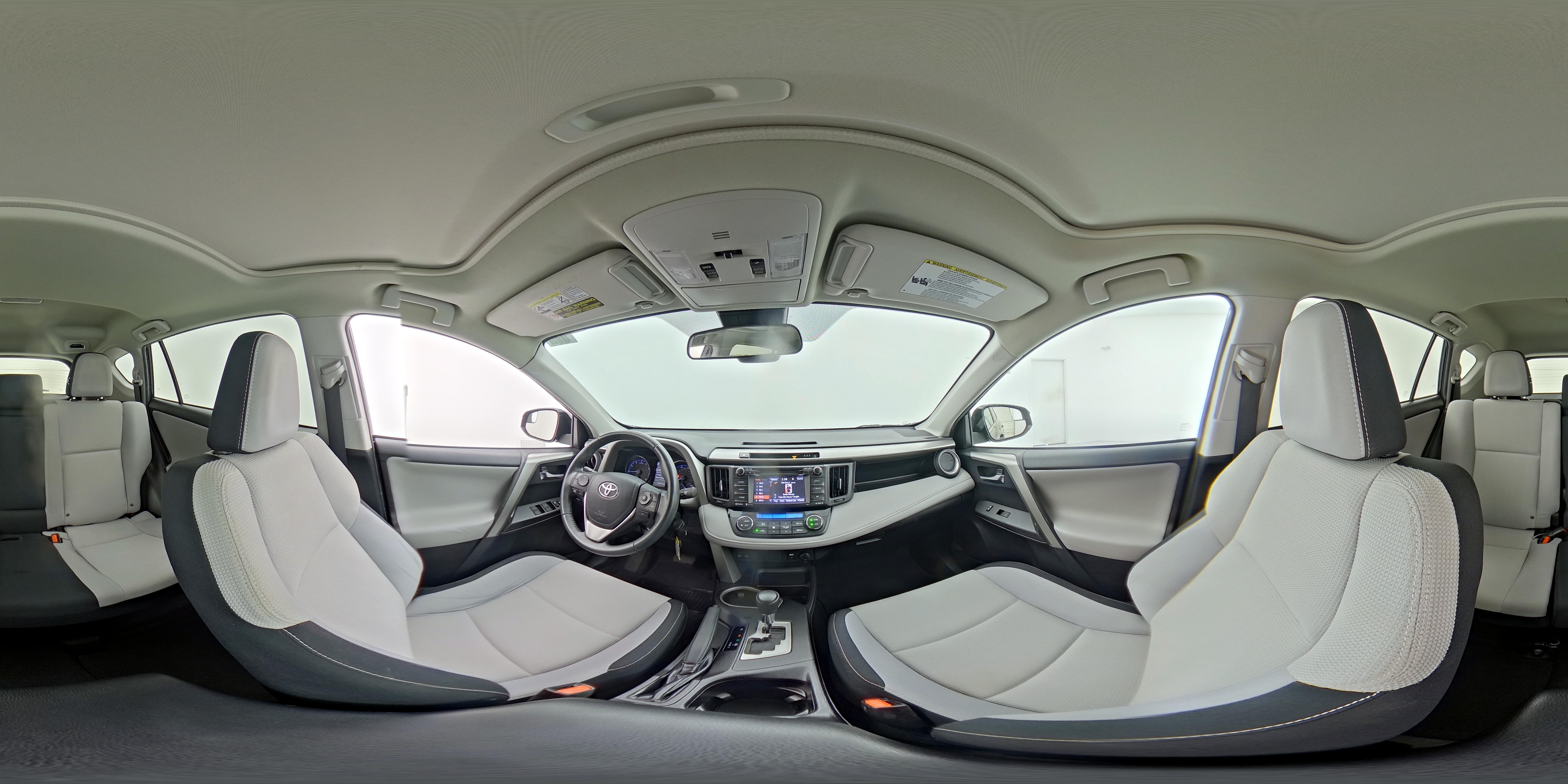 2017 Toyota RAV4 XLE - Photo 25