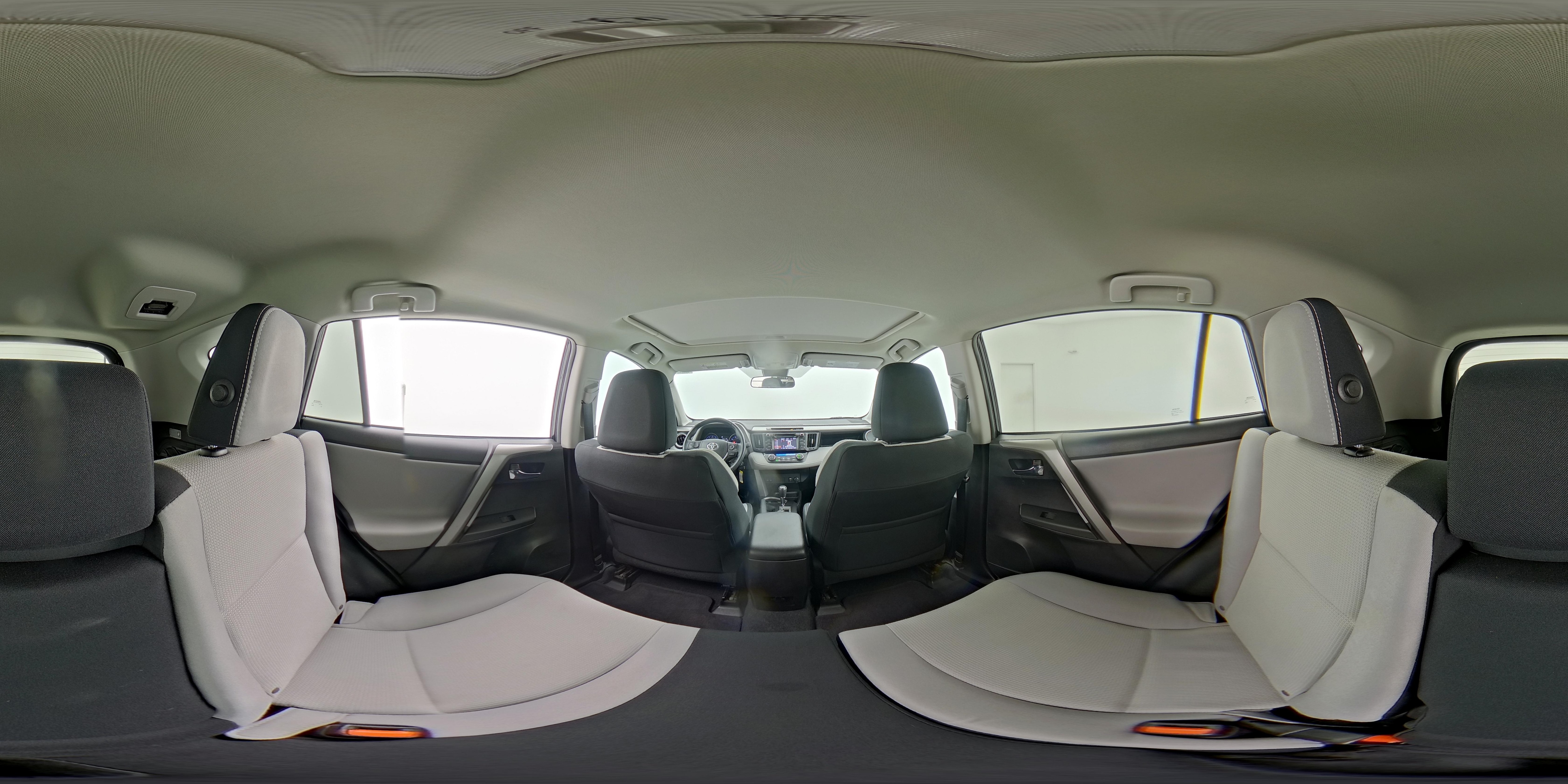 2017 Toyota RAV4 XLE - Photo 26