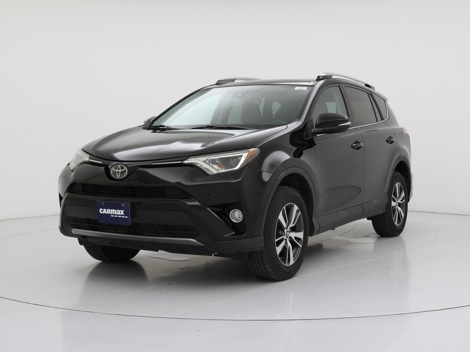 2017 Toyota RAV4 XLE - Photo 5