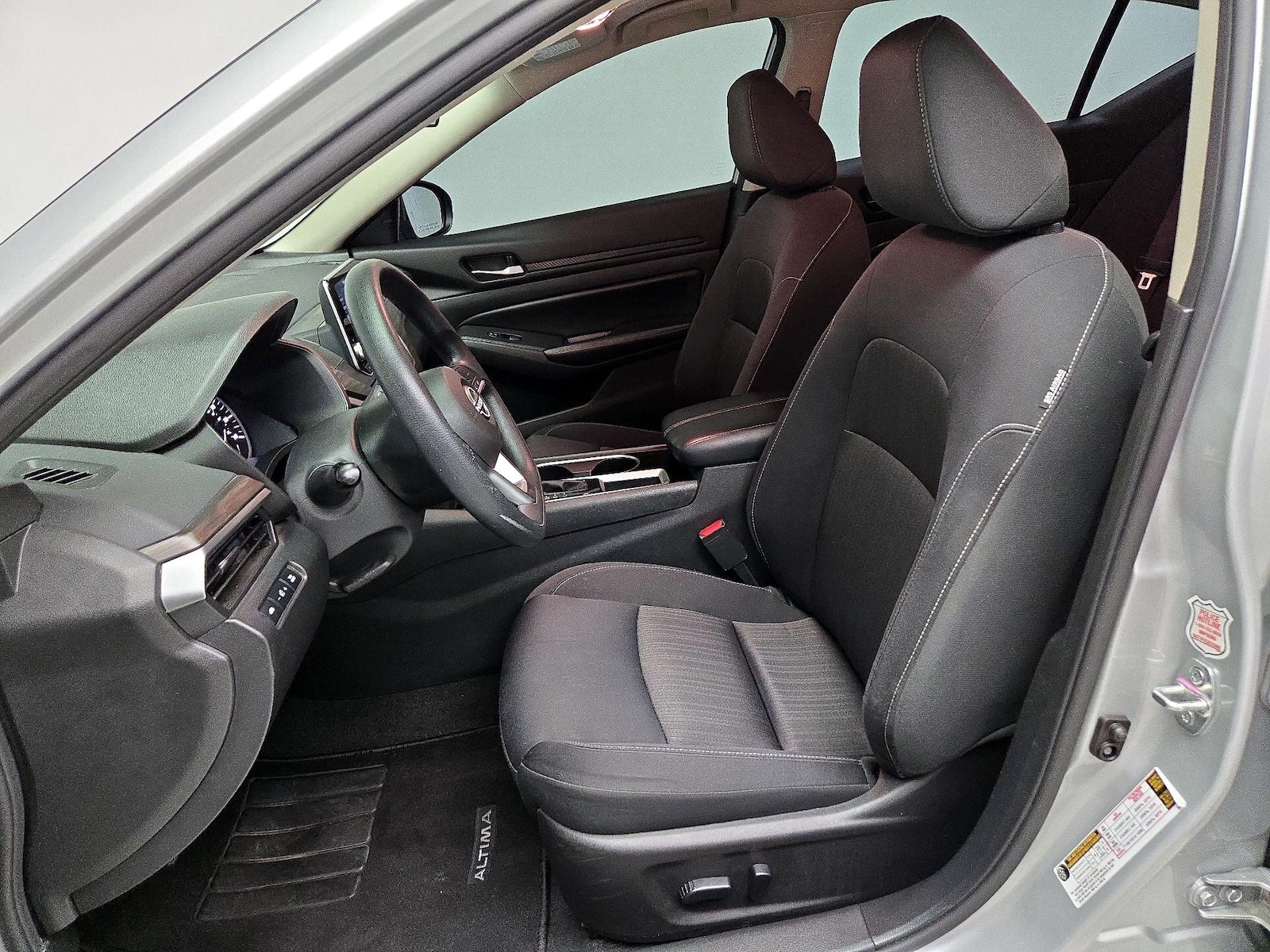 Power Seat(s) & Side Airbags
