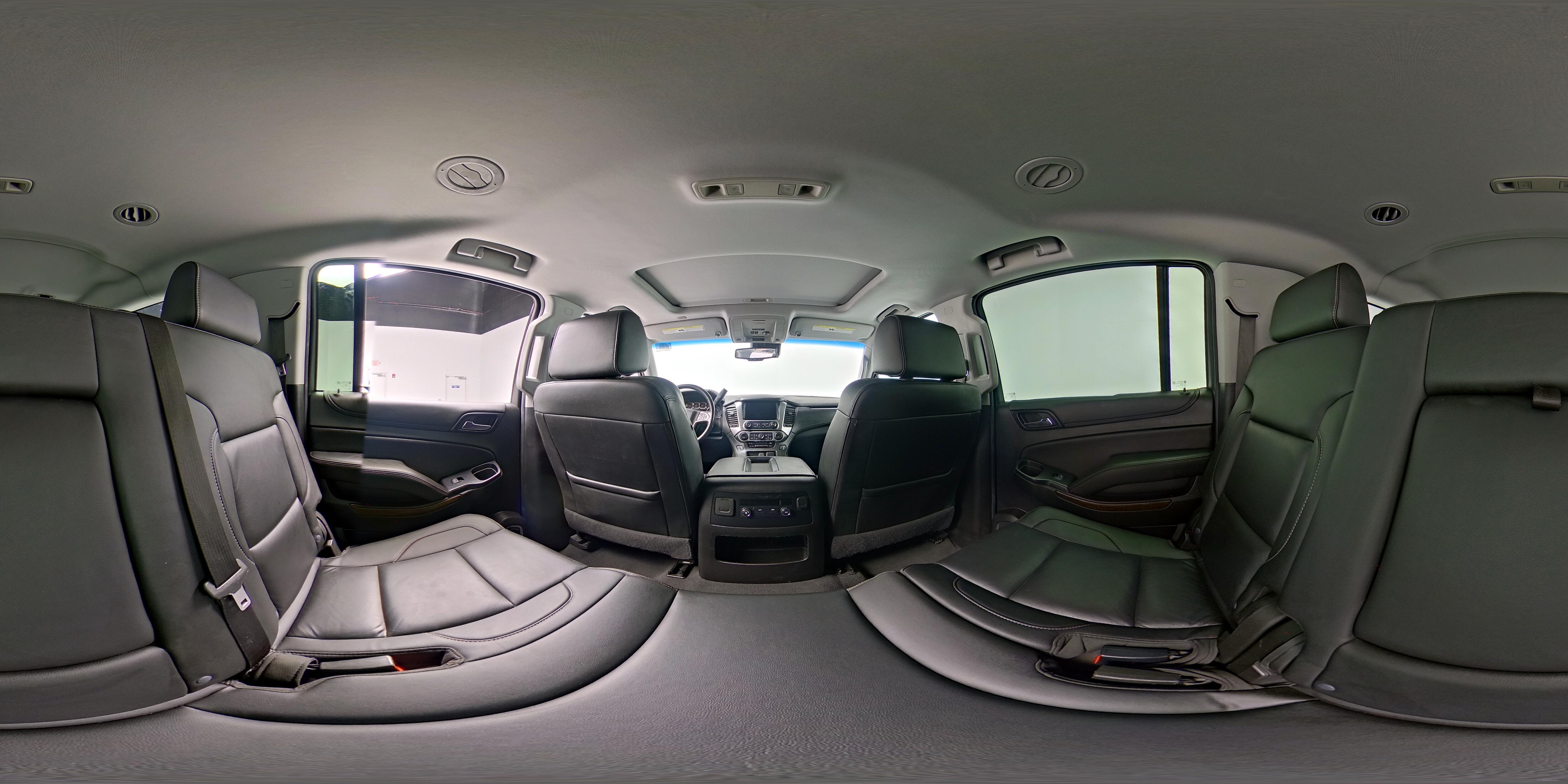 2020 Chevrolet Suburban LT - Photo 28