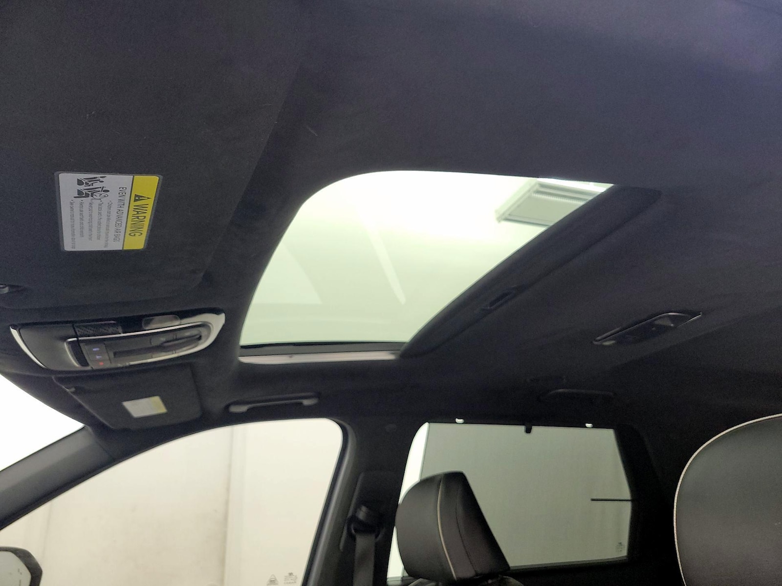 Sunroof(s) & Skylight(s)