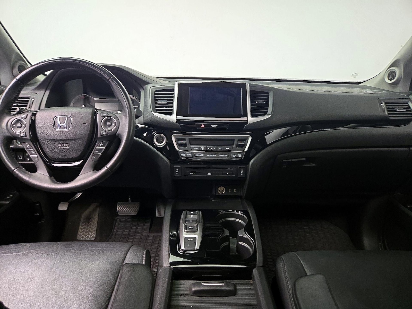 2017 Honda Pilot Touring - Photo 10