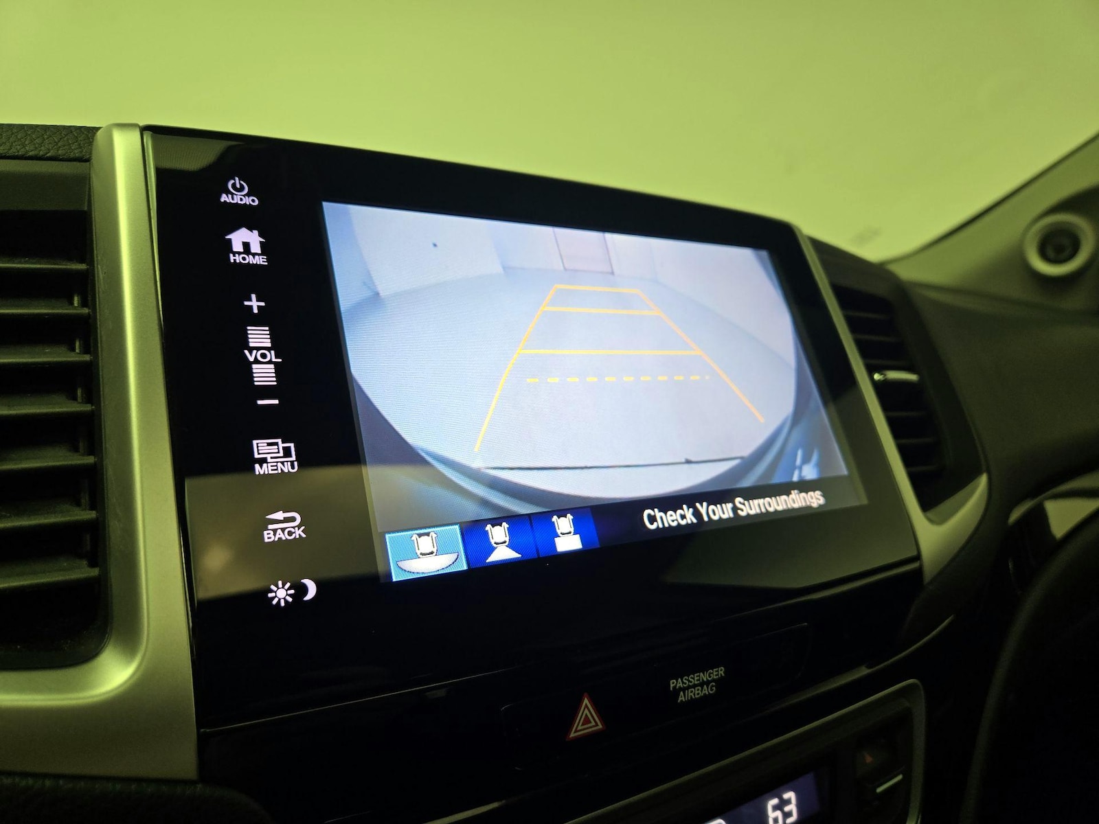 2017 Honda Pilot Touring - Photo 16