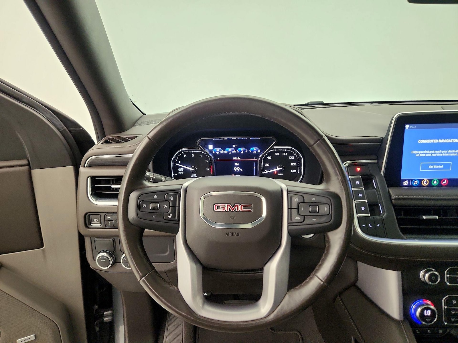2021 GMC Yukon SLT - Photo 11