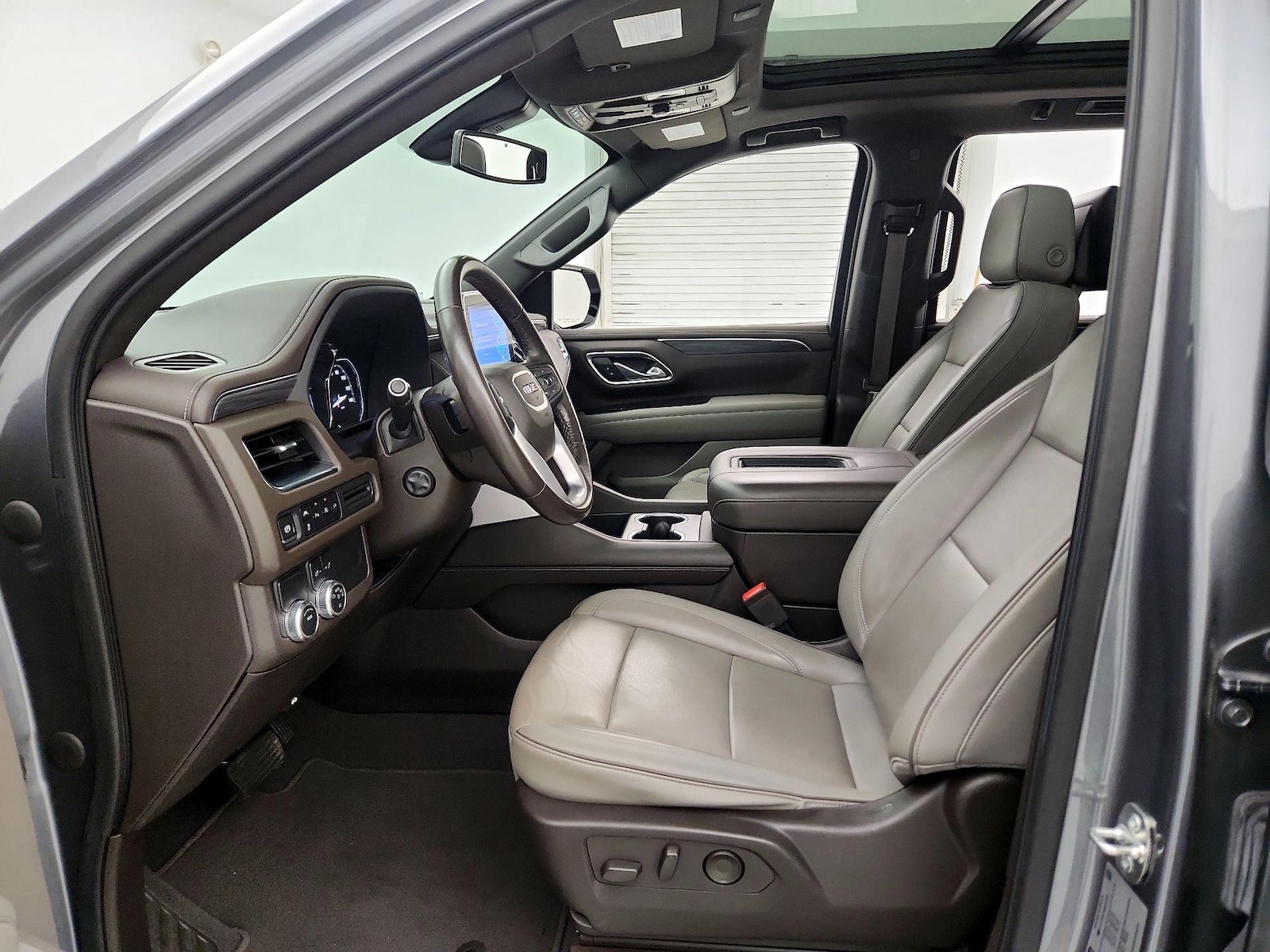 2021 GMC Yukon SLT - Photo 12