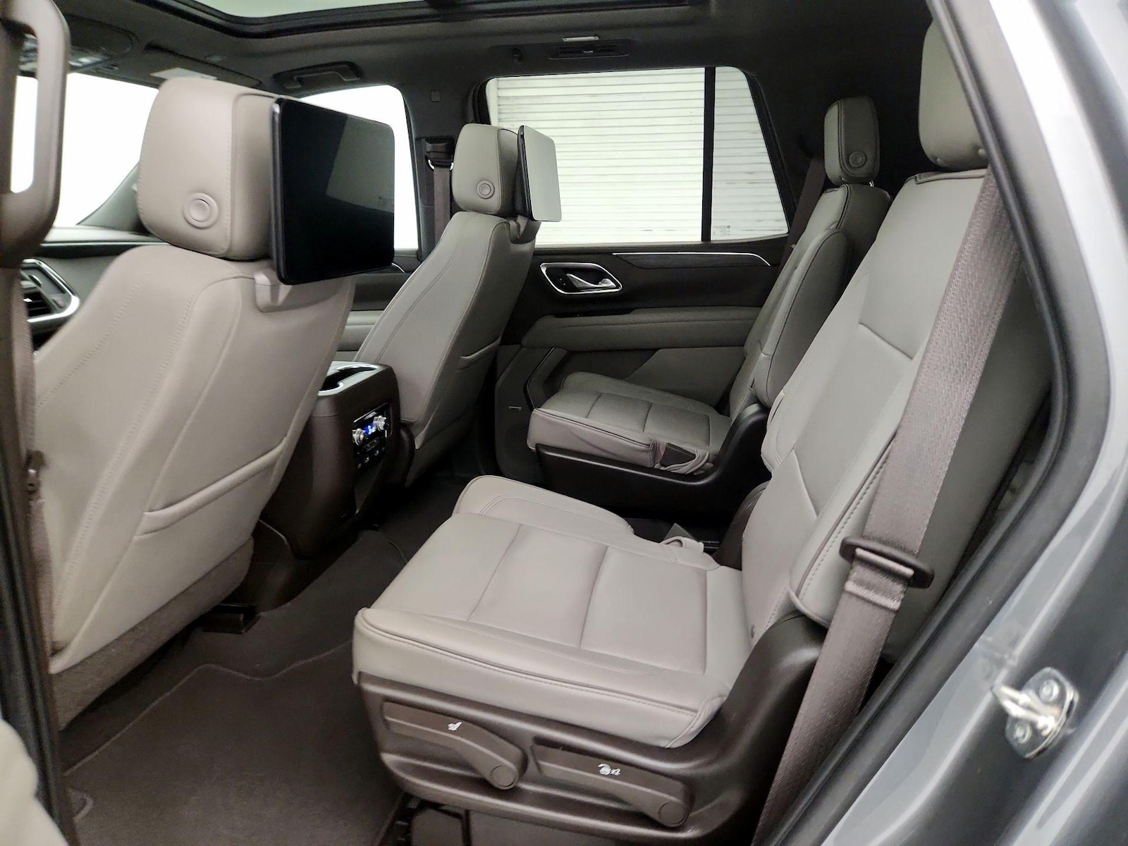 2021 GMC Yukon SLT - Photo 22