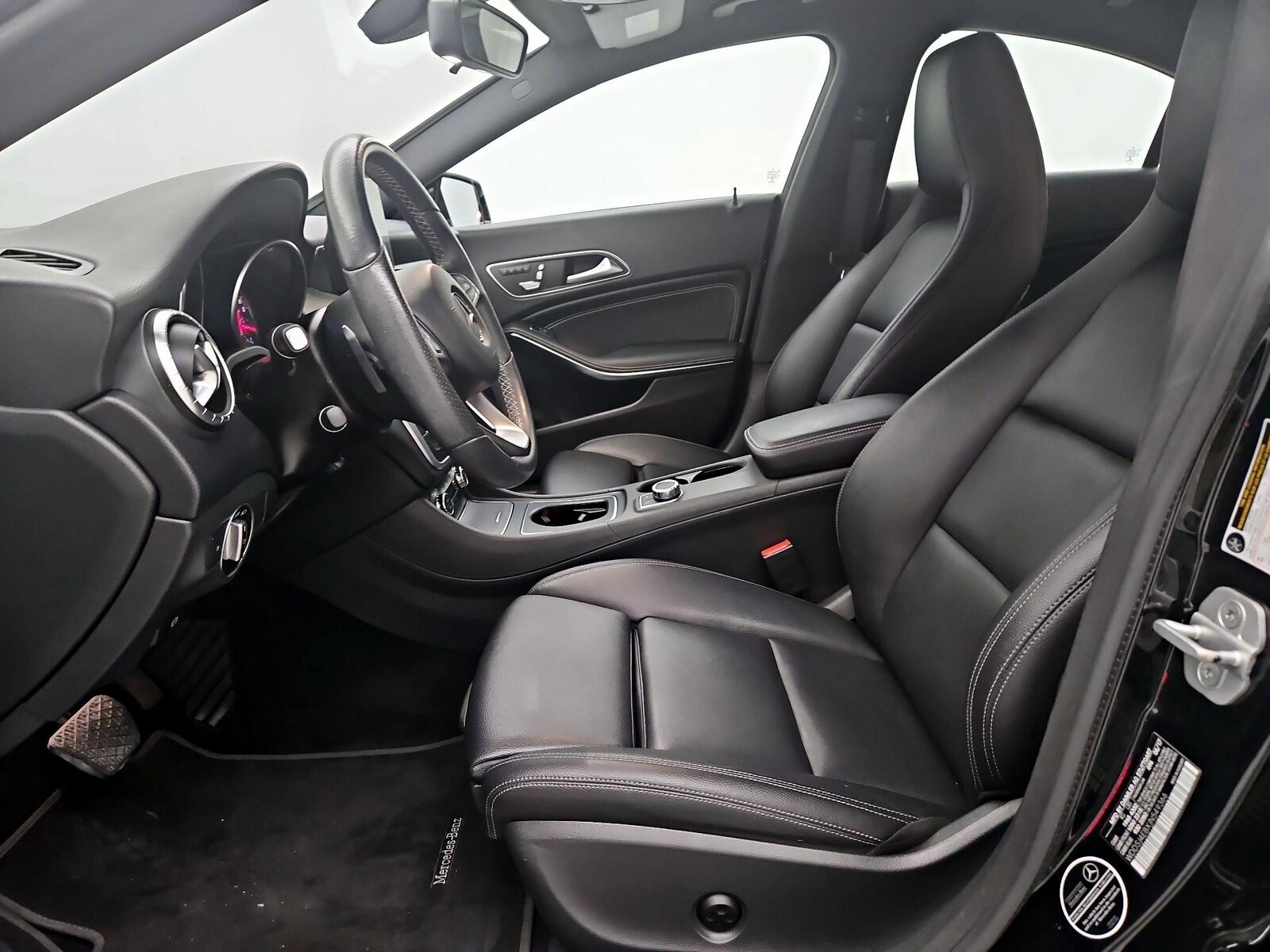 Power Seat(s) & Leather Seats