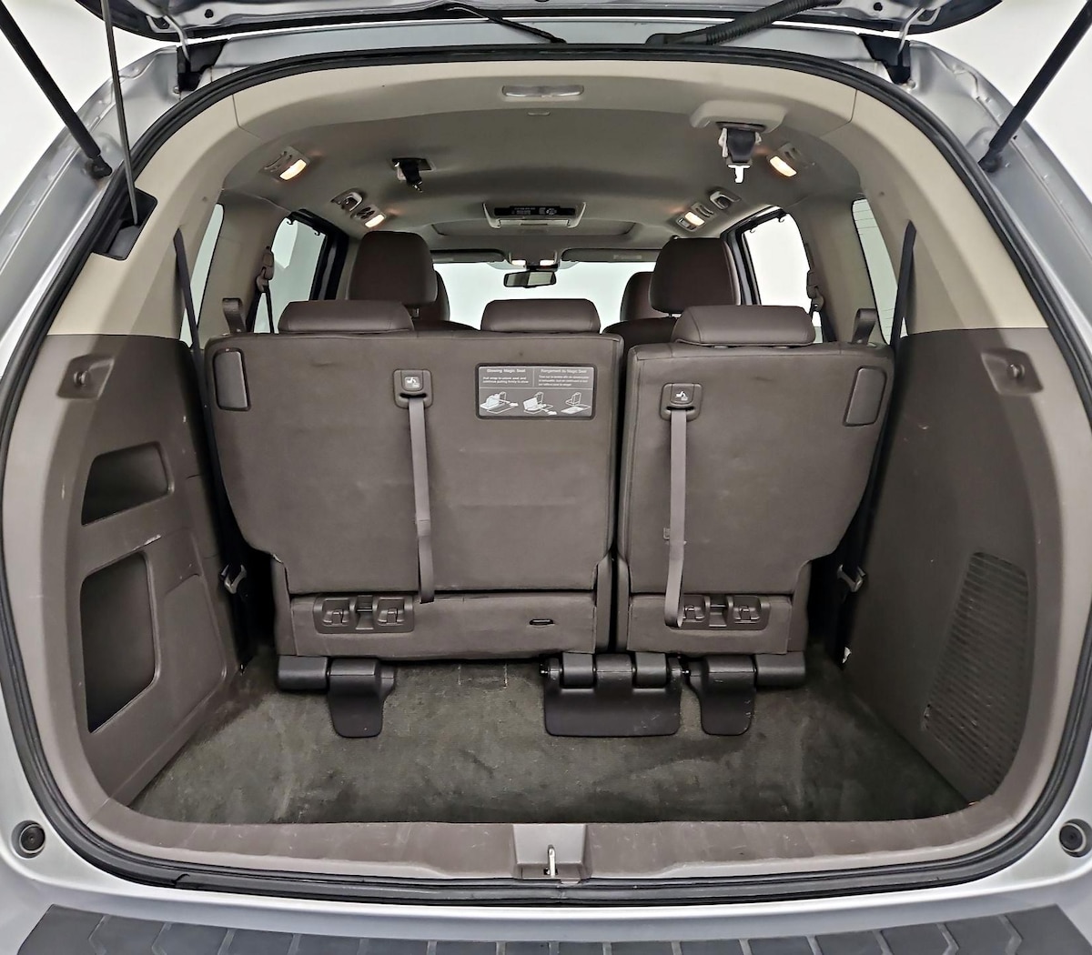 Trunk/Cargo (Seats Up)