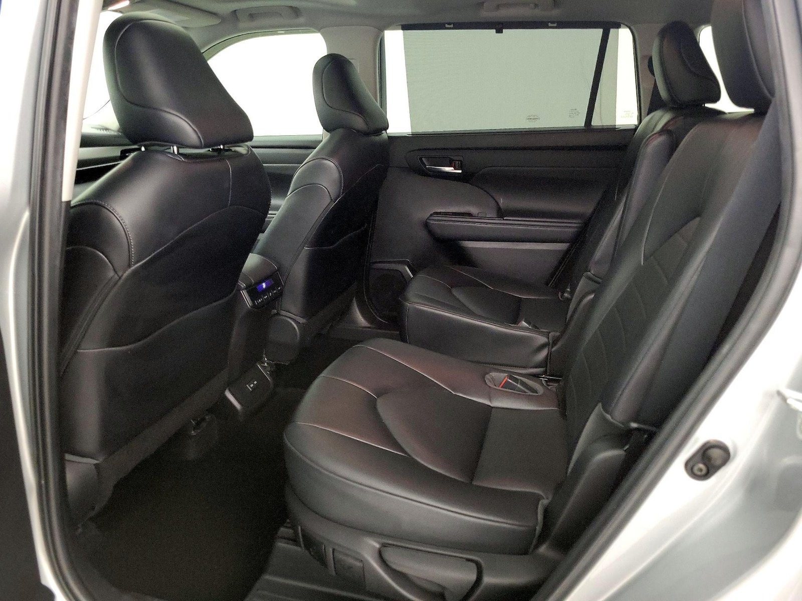 Rear Air Conditioning