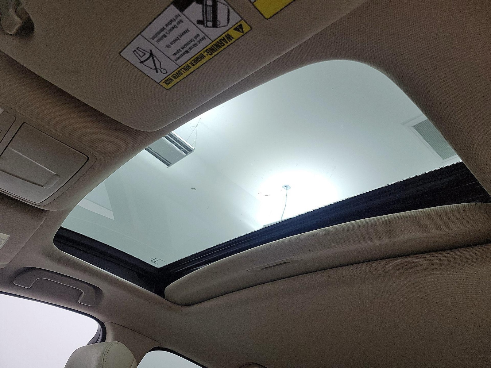 Sunroof(s) & Overhead Airbags