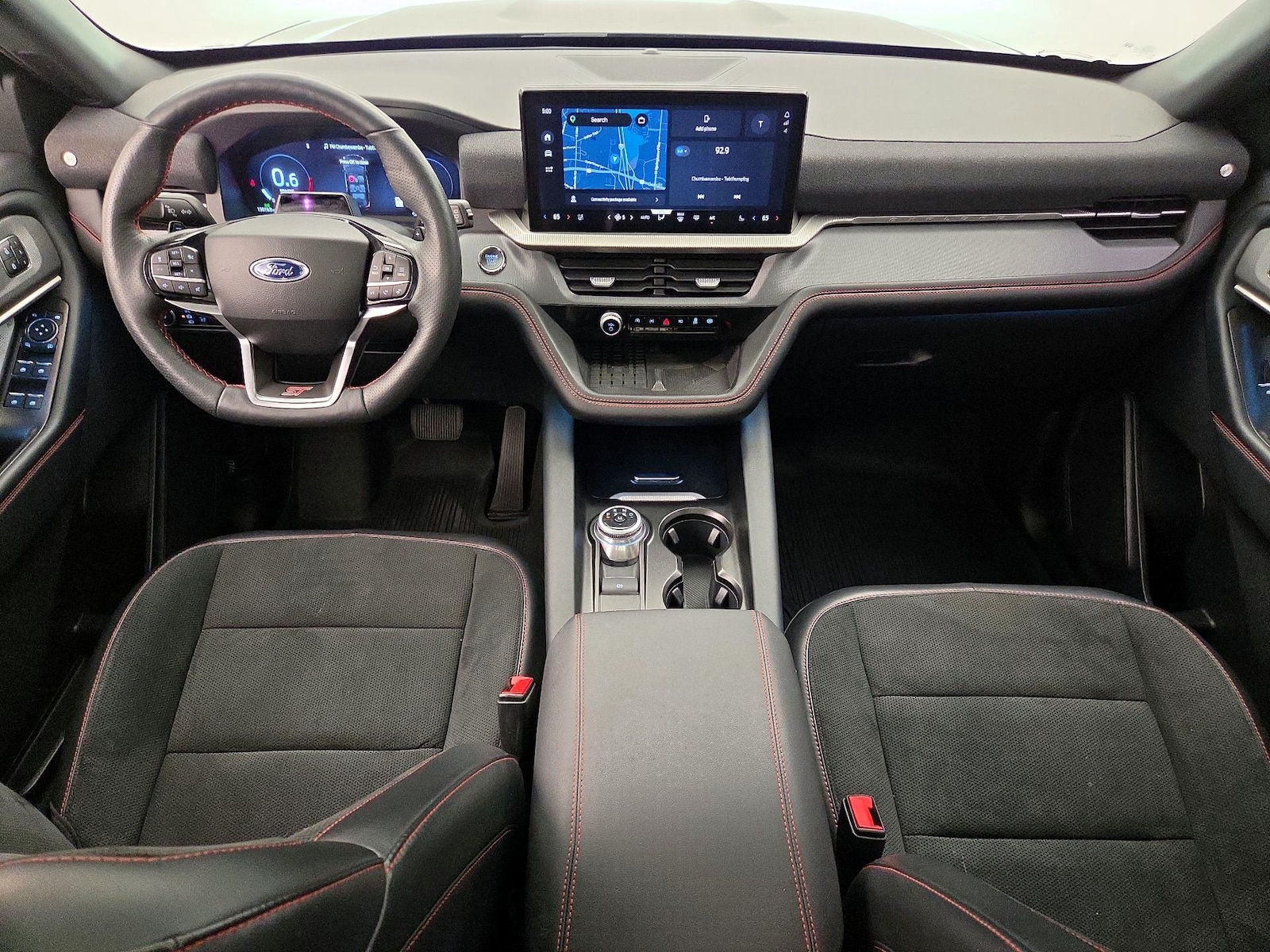 2025 Ford Explorer ST - Photo 10