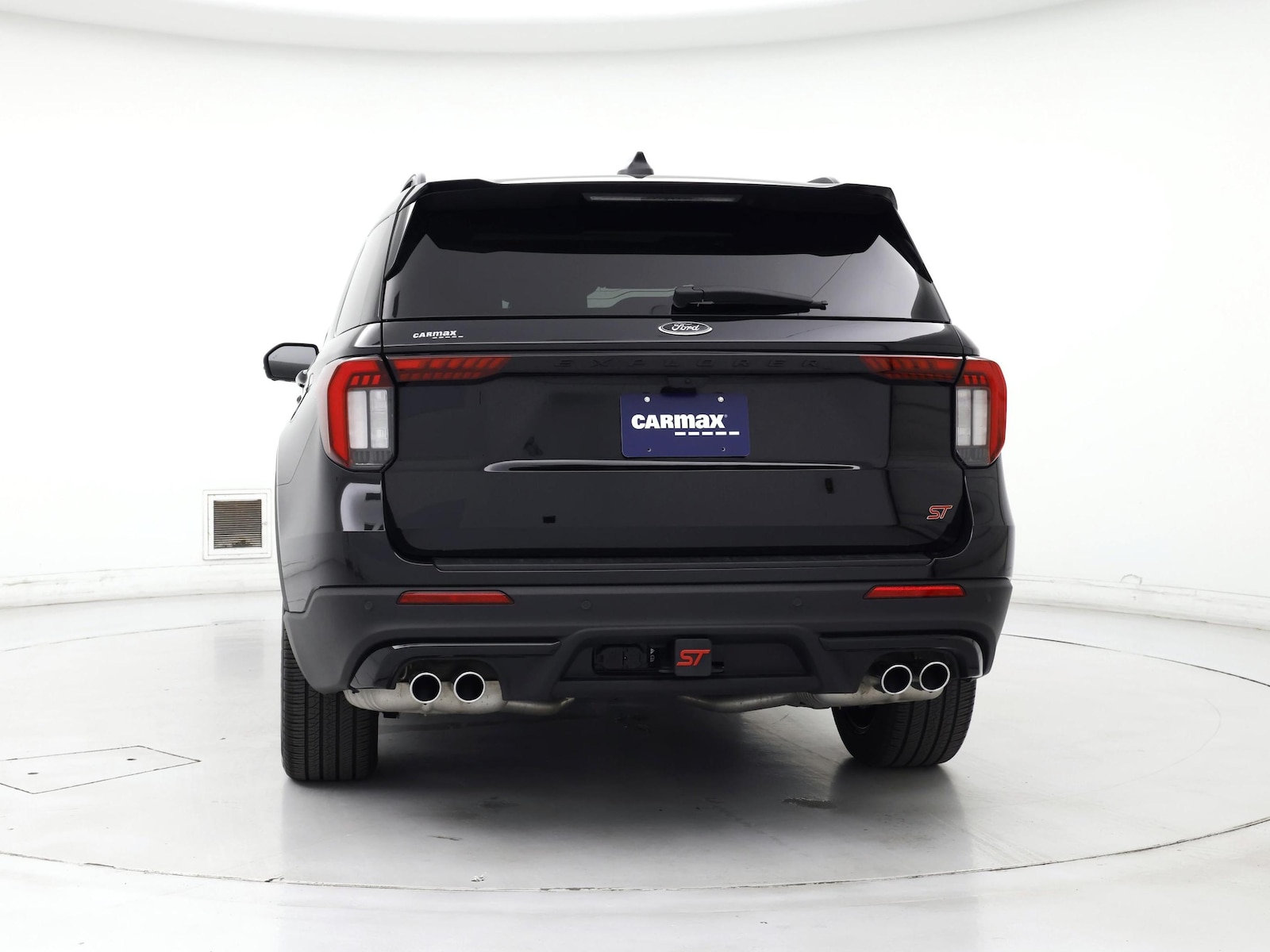 2025 Ford Explorer ST - Photo 7