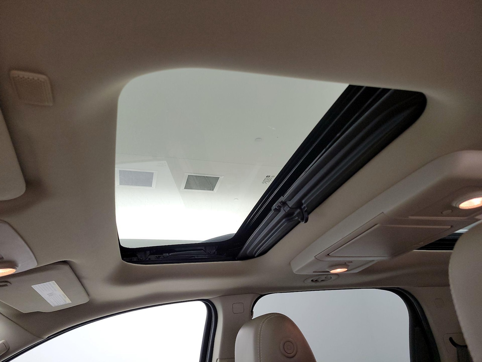 Sunroof(s) & Skylight(s)