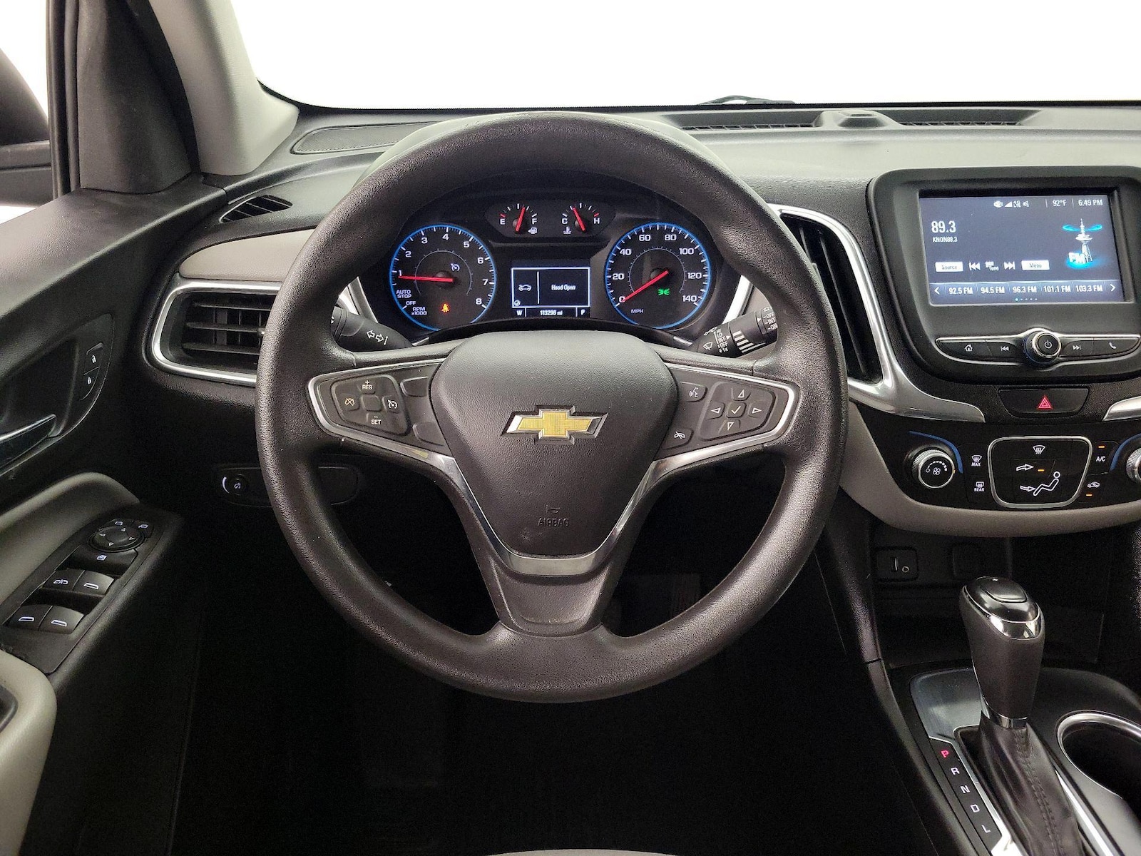 2018 Chevrolet Equinox LS - Photo 11
