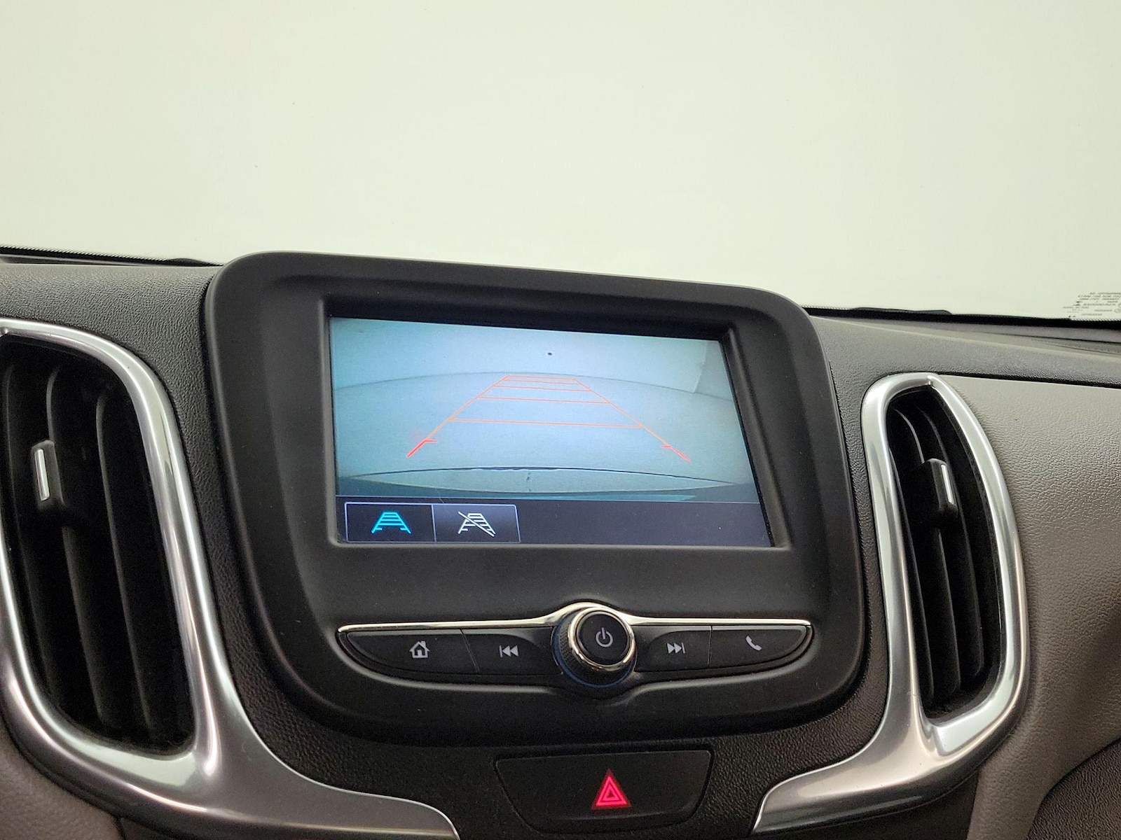2018 Chevrolet Equinox LS - Photo 15