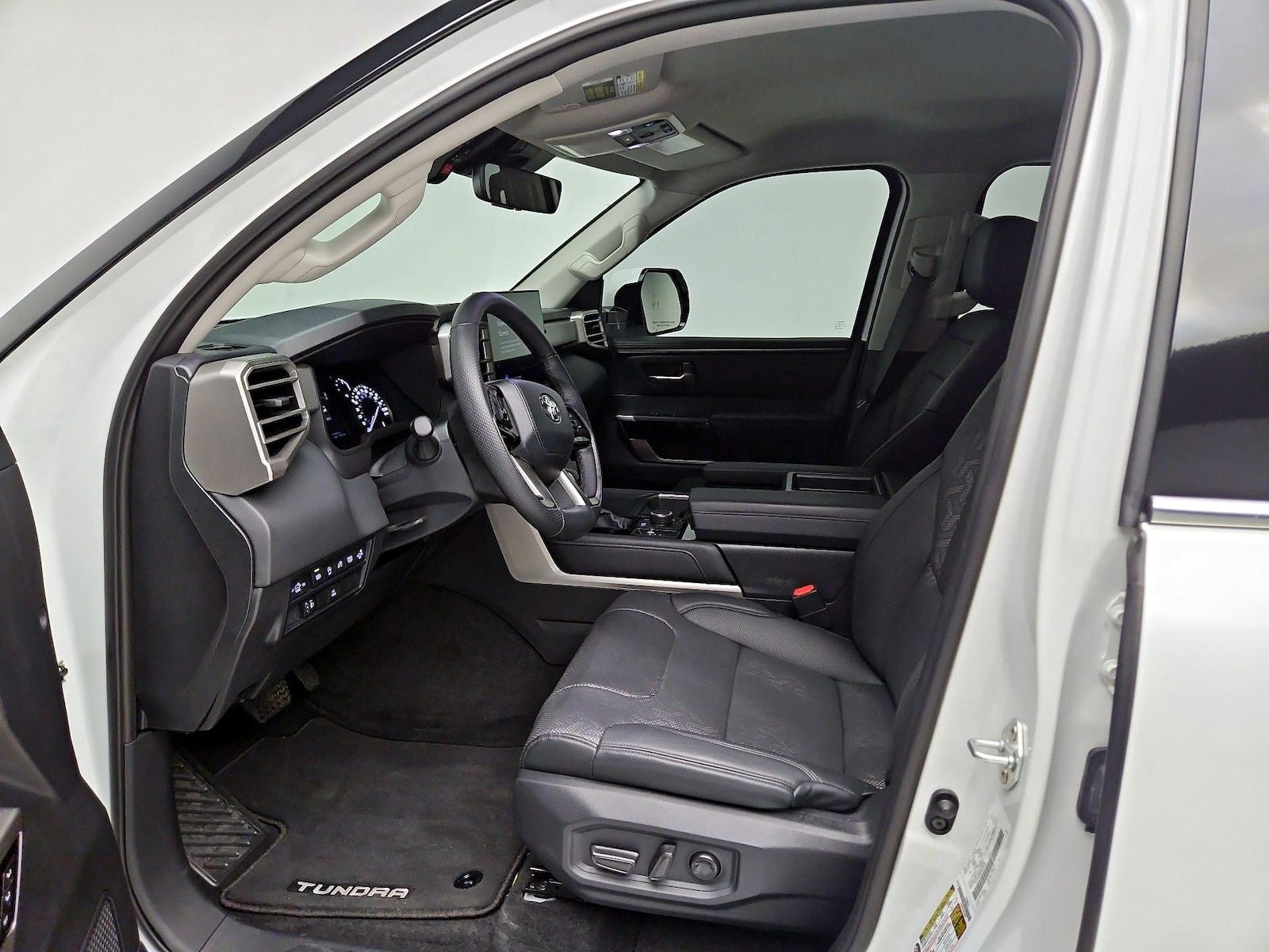 2023 Toyota Tundra Limited - Photo 12