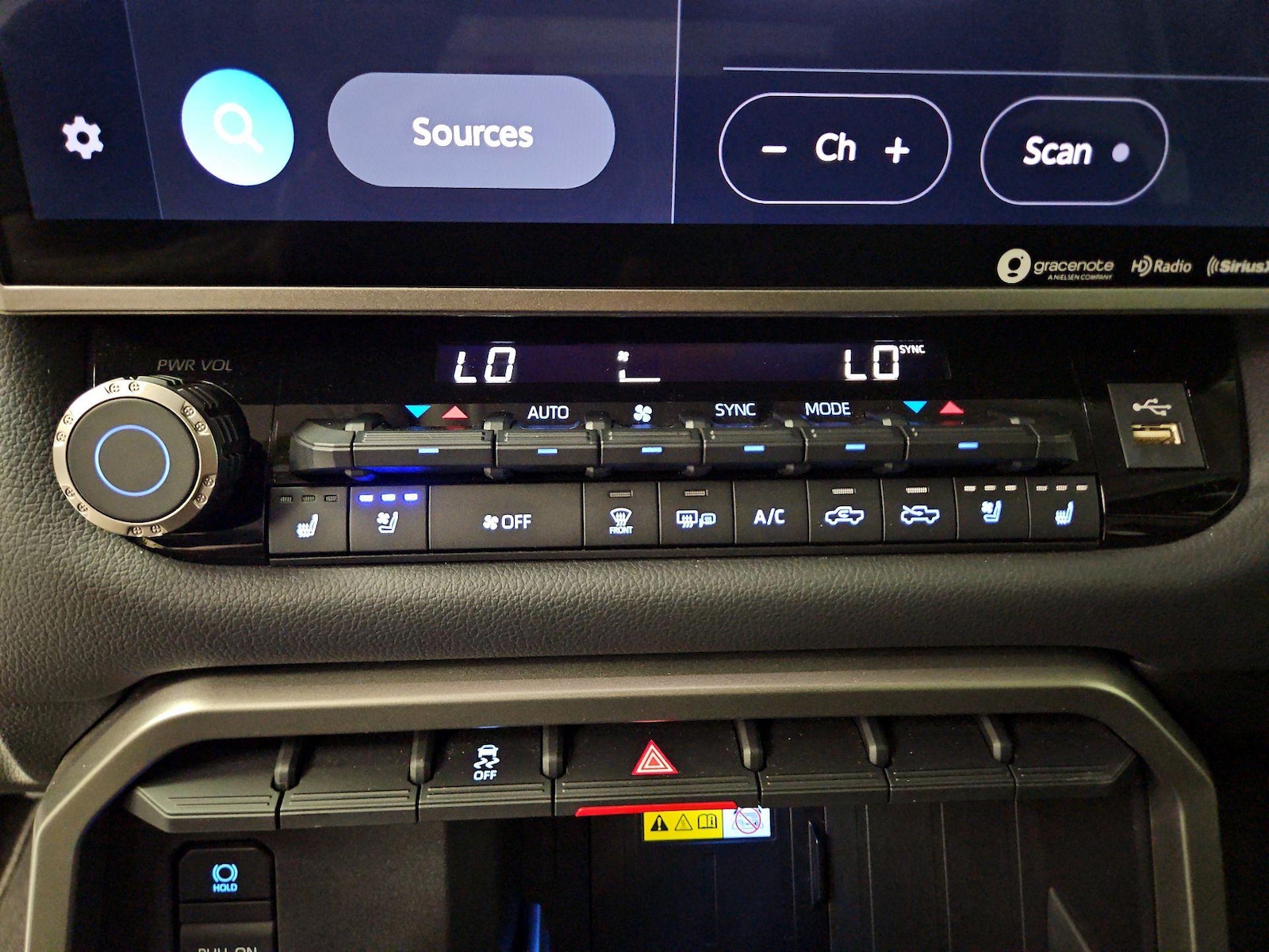 2023 Toyota Tundra Limited - Photo 18