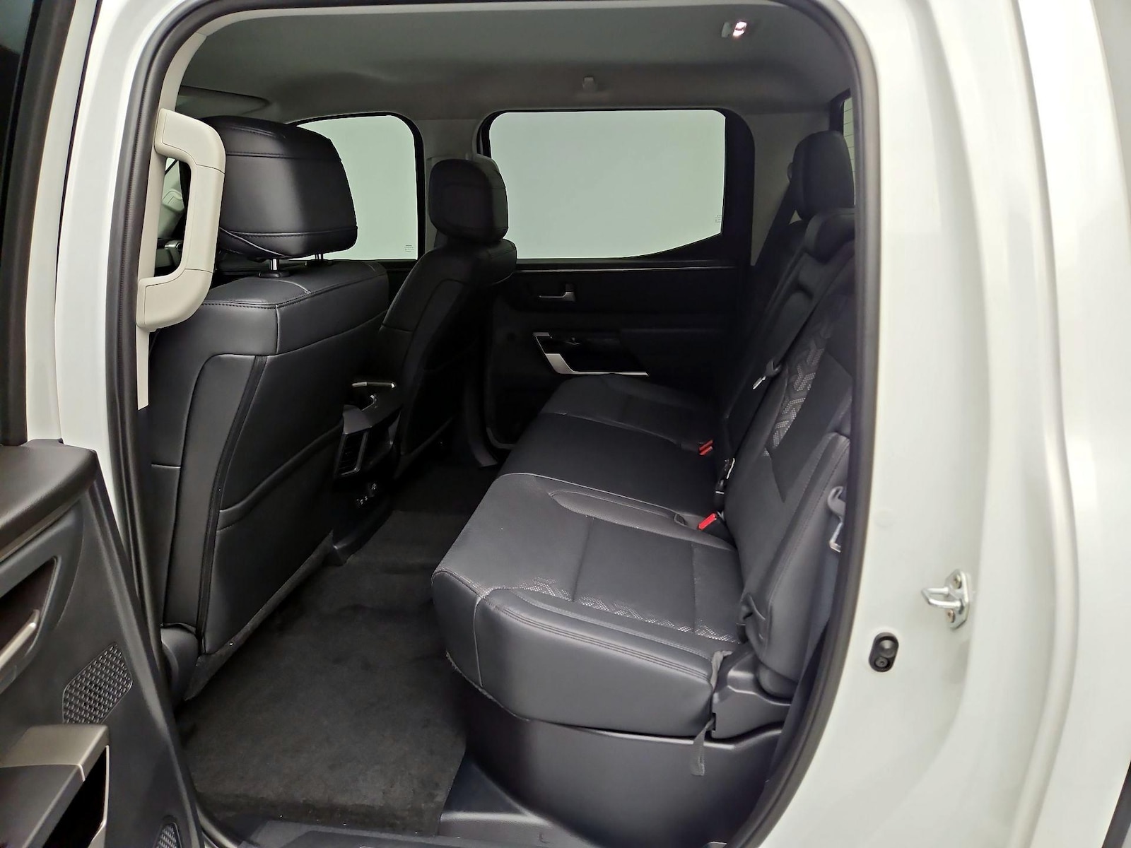 2023 Toyota Tundra Limited - Photo 21