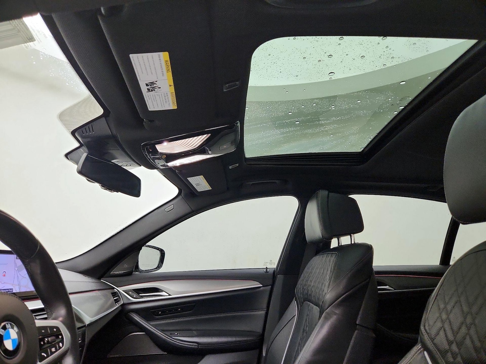 Sunroof(s) & Overhead Airbags