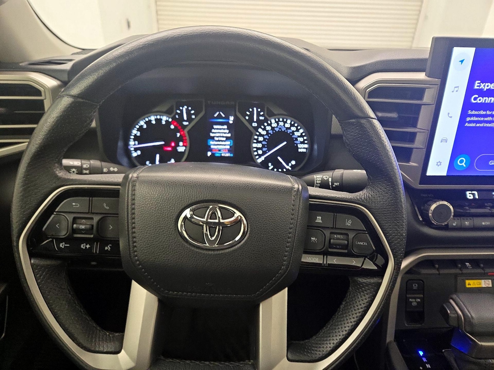 2022 Toyota Tundra Limited - Photo 11