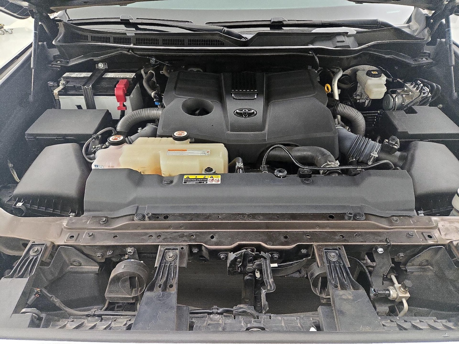 2022 Toyota Tundra Limited - Photo 23
