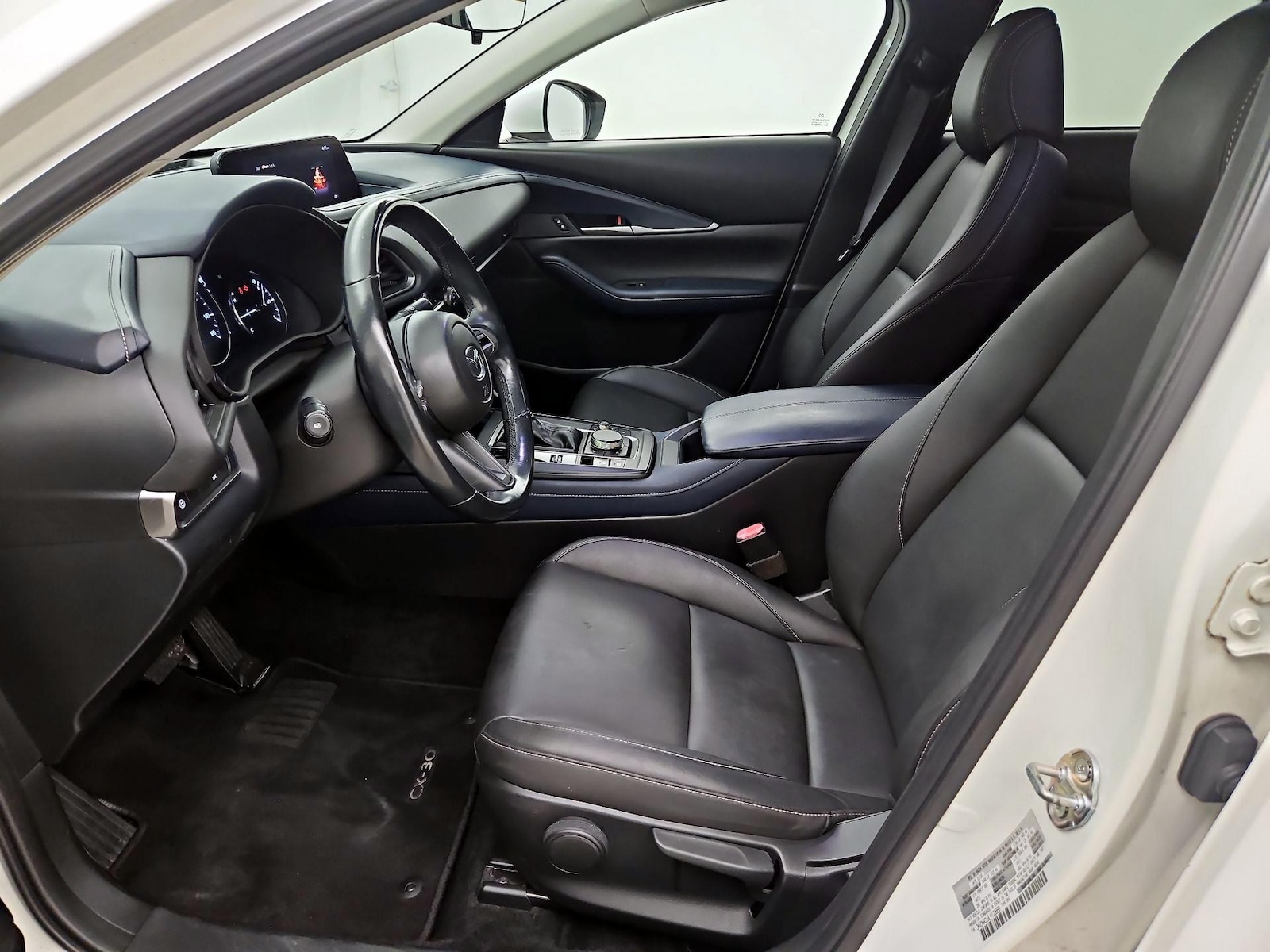 Side Airbags & Leatherette Seats