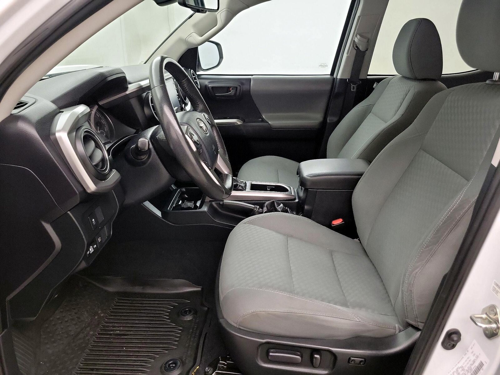Power Seat(s) & Side Airbags