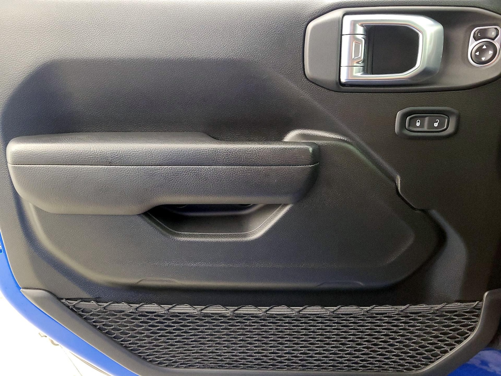 2024 Jeep Wrangler 4-Door Sport S - Photo 13
