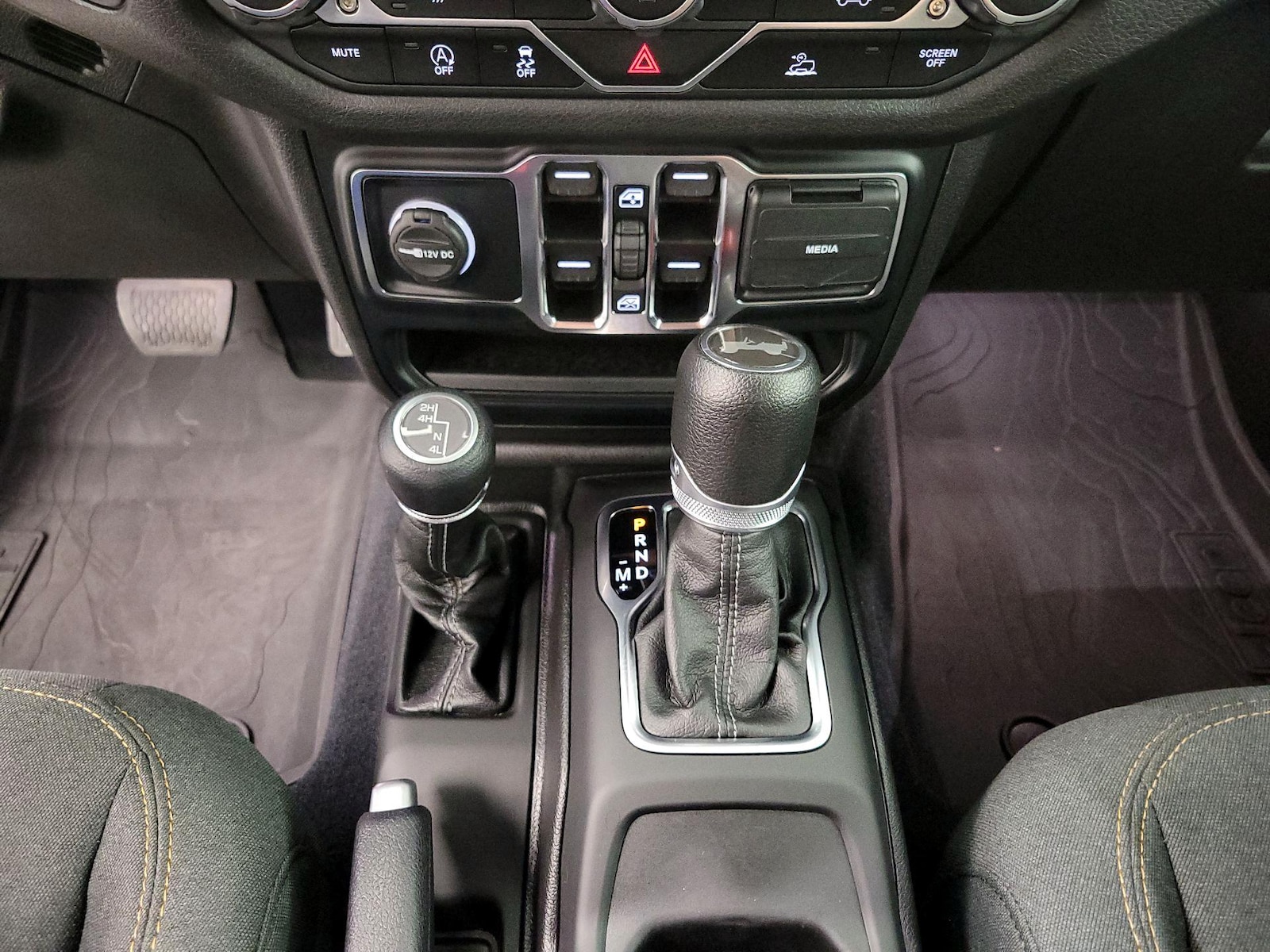 2024 Jeep Wrangler 4-Door Sport S - Photo 18