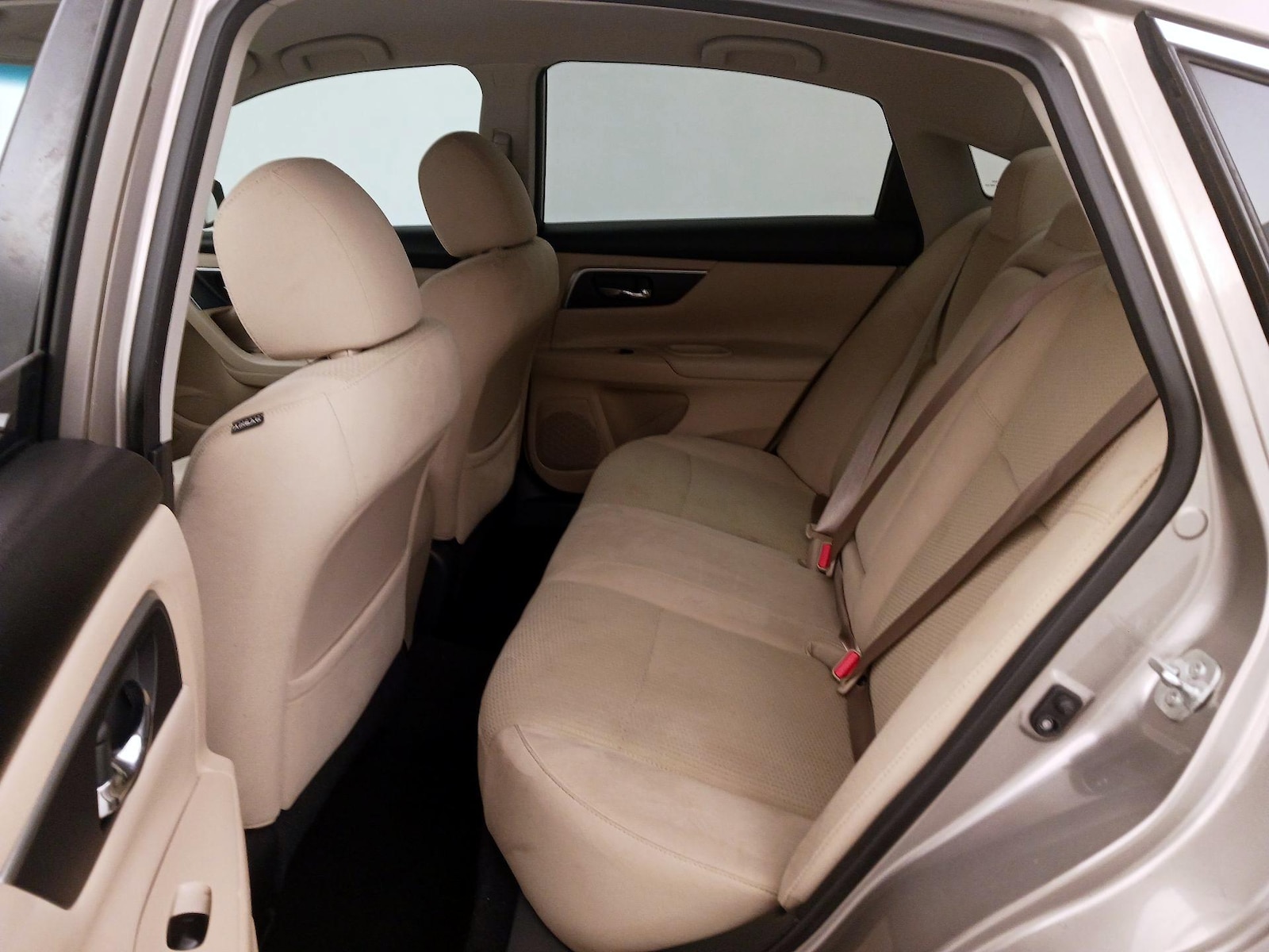 2015 Nissan Altima S - Photo 20