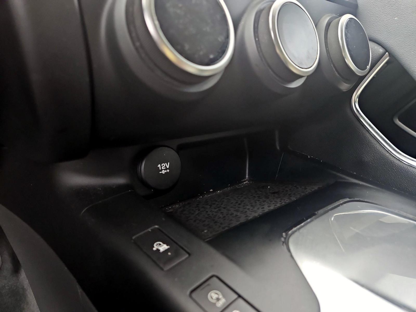 2020 Jaguar E-PACE Base - Photo 19