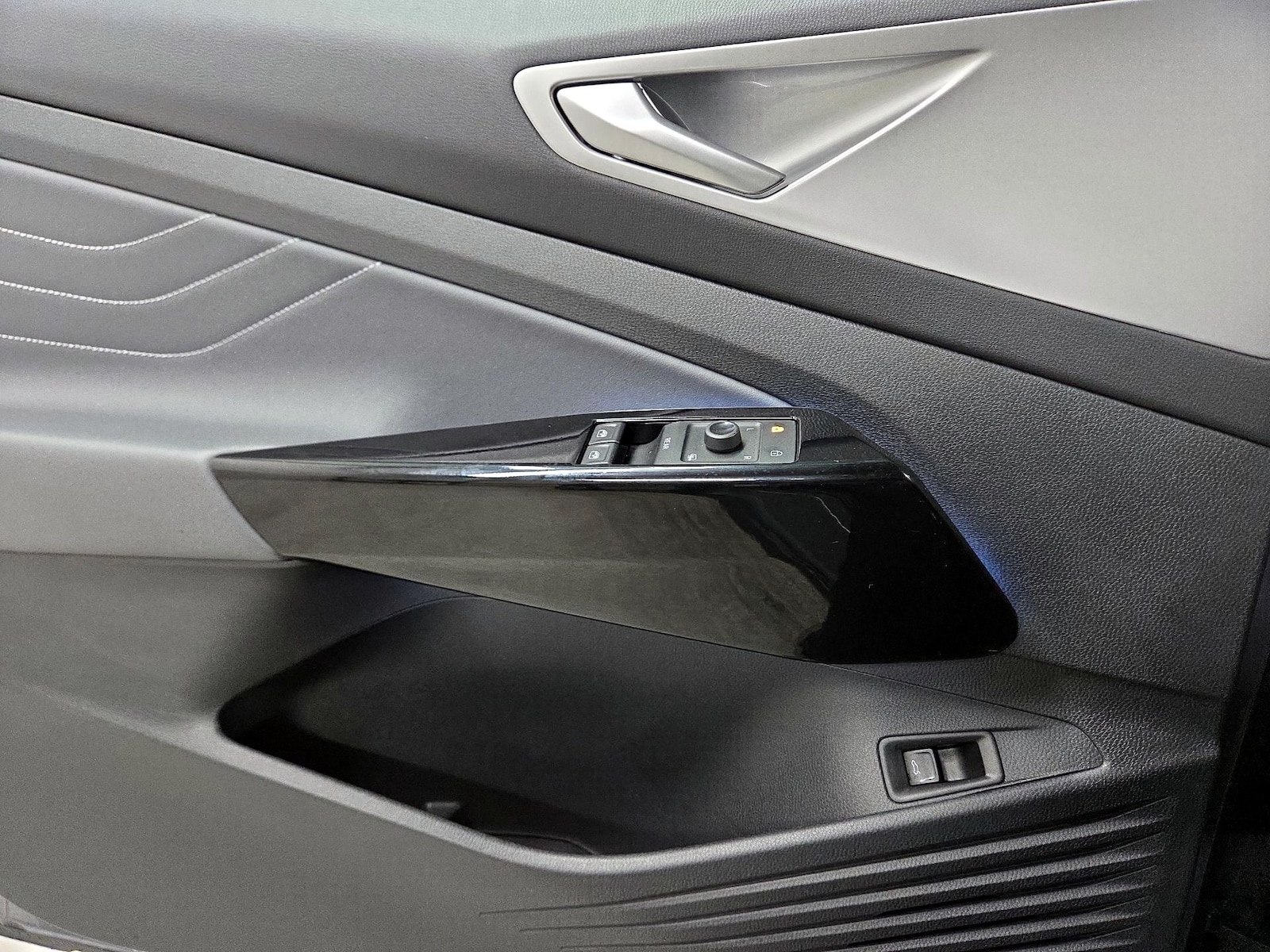 2023 Volkswagen ID.4 PRO S - Photo 13